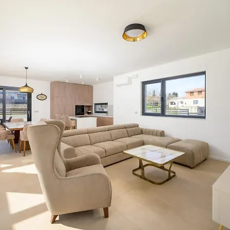 Villa Sara Di By Istrialux